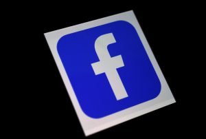 Facebook under fire from staff over content controversy