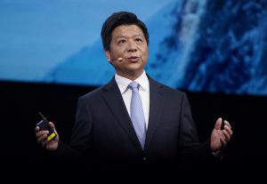 New Huawei chairman bends the knee to Qualcomm