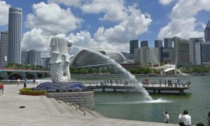 Singapore warns of slow recovery