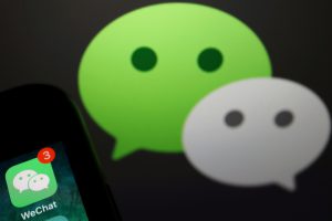 China says Trump is bluffing on WeChat ban