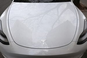 Tesla’s China-Made Autos Suffer a Sales Slowdown