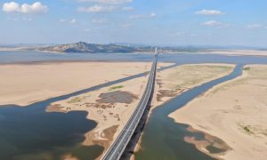 China’s Poyang Lake Down to a Fifth of Usual Size – ABC