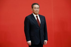 China’s New Premier Must Revive Economy as Xi Tightens Grip
