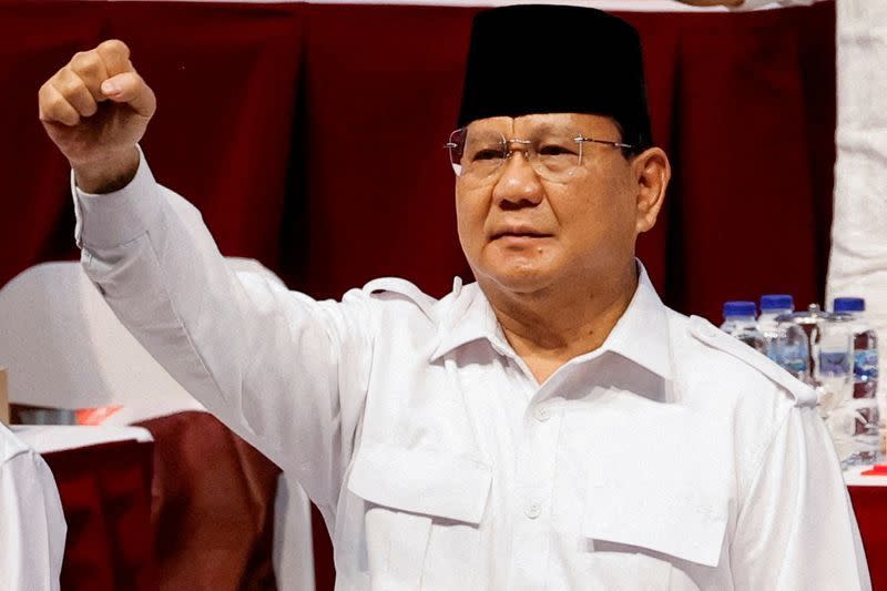 Indonesia’s Prabowo Vows to Close Coal Plants in 15 Years – AP