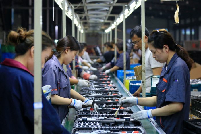 Foreign Orders Lift China’s Manufacturing Again in March: Caixin