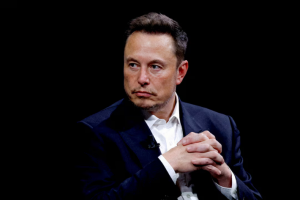 Hollywood Turns its Back on Tesla Because of Musk – HR