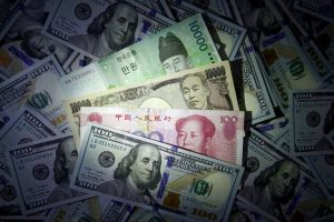 Trump Tariff Concerns Weigh on Yuan, Asian Currencies