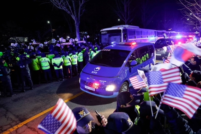 Rioters Ransack Korean Court After Yoon’s Arrest Extended