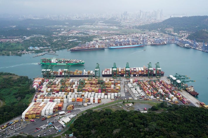 HK’s Lee Slams ‘Bullying’ as China Reviews Panama Ports Deal